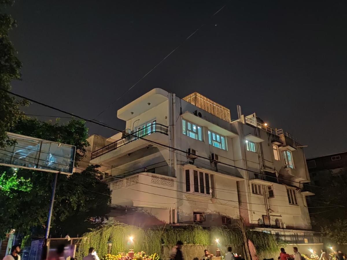 A Sleepy Fox Hostel นิวเดลี ภายนอก รูปภาพ